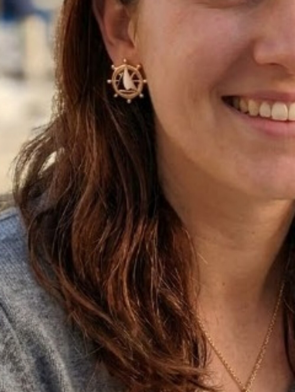 Avon Gold-Tone Nautical Ship Wheel Earrings with Navy and White Sails - Picture 4 of 4
